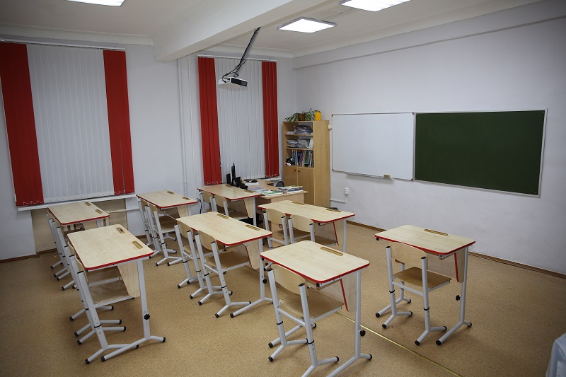 Кабинет английского в школе. Мебель для кабинета иностранного языка. Мебель для учебного класса. Мебель для класса английского языка.